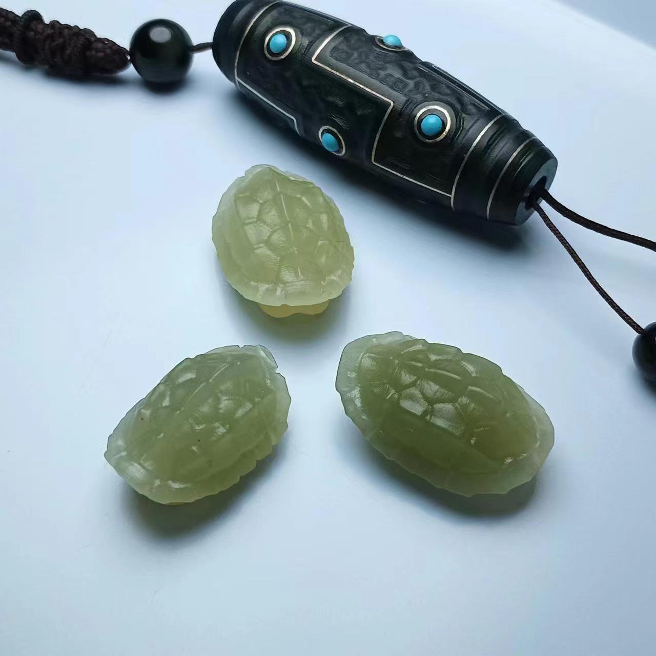 天然新疆和田玉昆仑玉雕刻立体小乌龟甲挂件吊坠小饰品