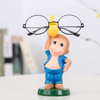 Симпатичная обезьяна сингл с бананами