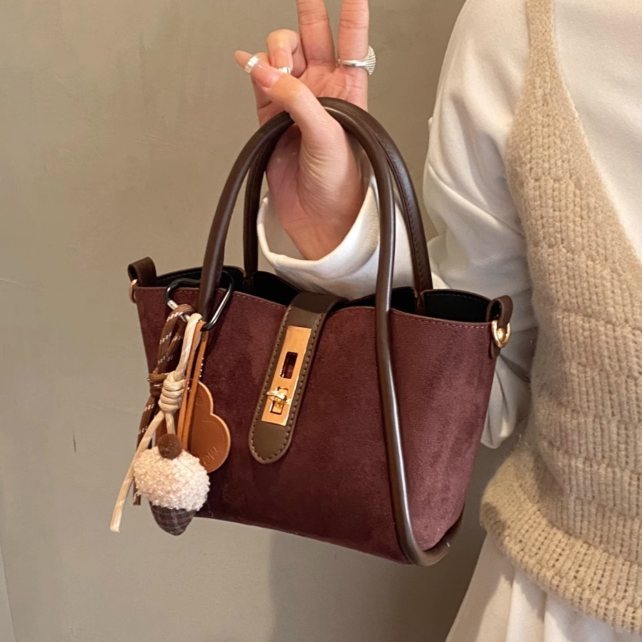 水桶包高级洋气百搭通勤斜挎包