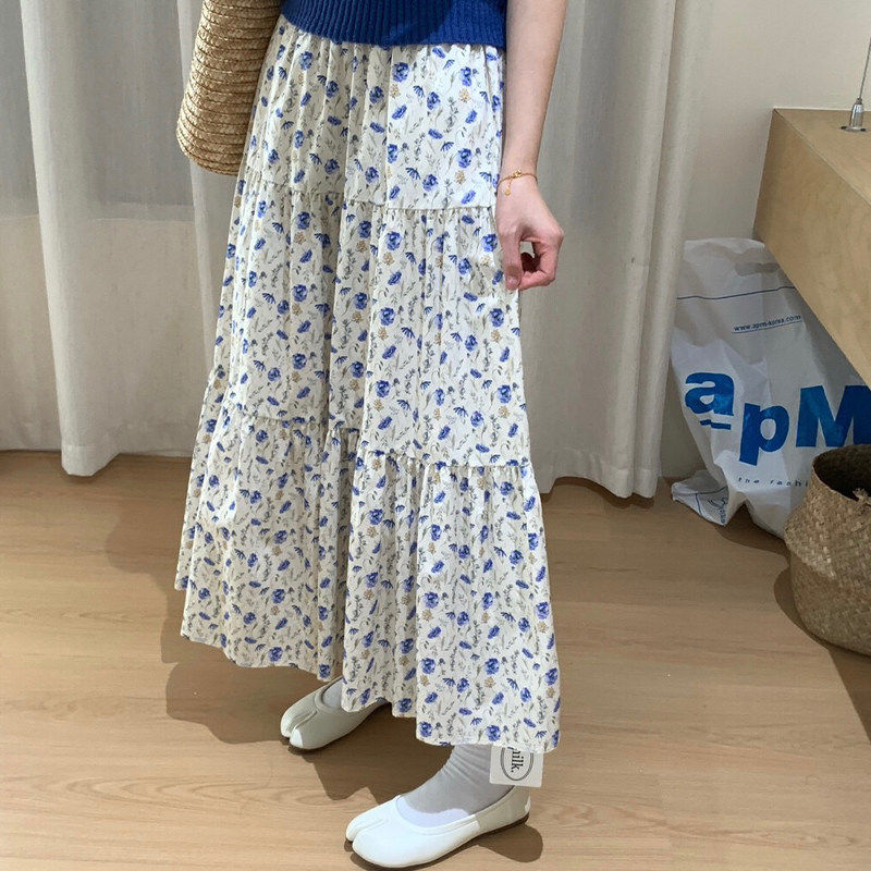 日系复古碎花A字半身裙女2026春夏百搭松紧腰长款收腰显瘦蛋糕裙