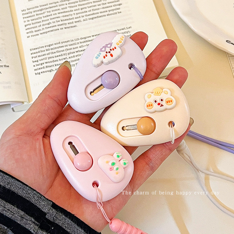 迷你美工刀家用快递开箱割包裹考研小刀迷你随身裁纸刀随身钥匙扣