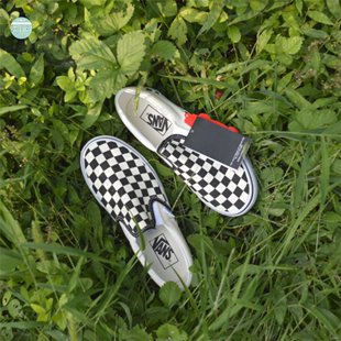 黑白棋盘格一脚蹬男女帆布鞋 Vans 0EYEBWW Slip 现货正品