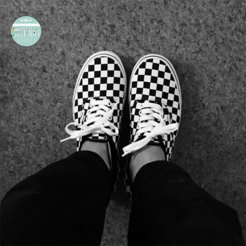 棋盘格帆布鞋VANS休闲系带