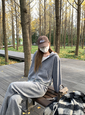 大小姐77 外套cp～博主感灰色好搭短款连帽加绒宽松卫衣外套