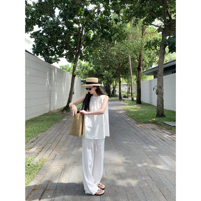 大小姐77 夏日氛围感蕾丝拼接设计感春夏新品白色无袖背心上衣