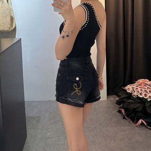 毛边刺绣牛仔短裤女2026年夏季新款高腰弹力紧身卷边辣妹热裤子