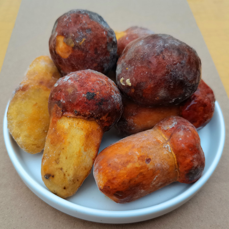 新鲜野生黄牛肝菌 速冻冰鲜 黄癞头 云南楚雄土特产蘑菇 肉厚味美