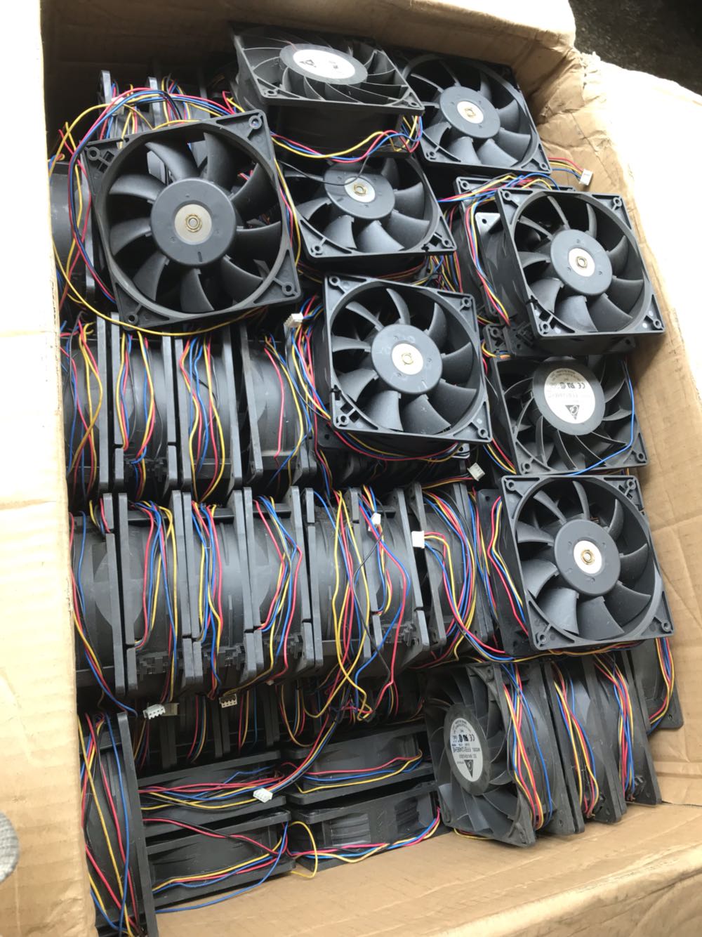 三匠ARX DC BRUSHLESS 8015 FD1280-DP184C DC12V 4线pwm调速风扇