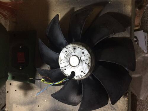 A2E170-AF23-01 AF23-34 AF25-12 R2E160-AY51-17 EBMPAPST进口A2E170-AF23-01 AF23-34 AF25-12 R2E160-AY51-17
