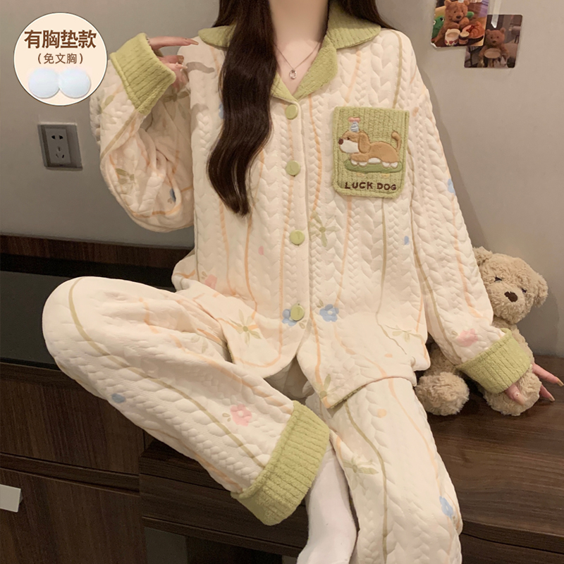 睡衣女款秋冬季空气棉夹层带胸垫