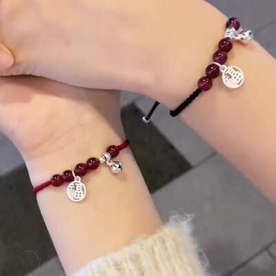 福牌铃铛手工编织手链仿石榴石