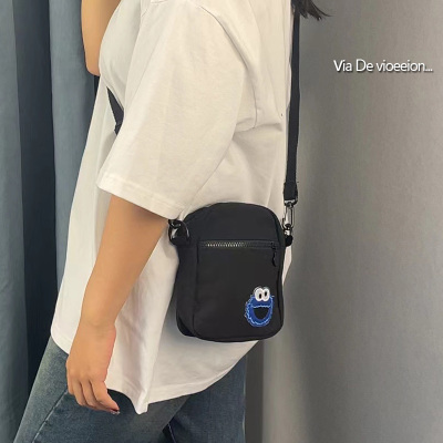 韩国ins帆布包女斜原宿日系涂鸦