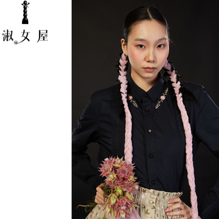 淑女屋黑白。衬衣公主油画打条绣花衬衣