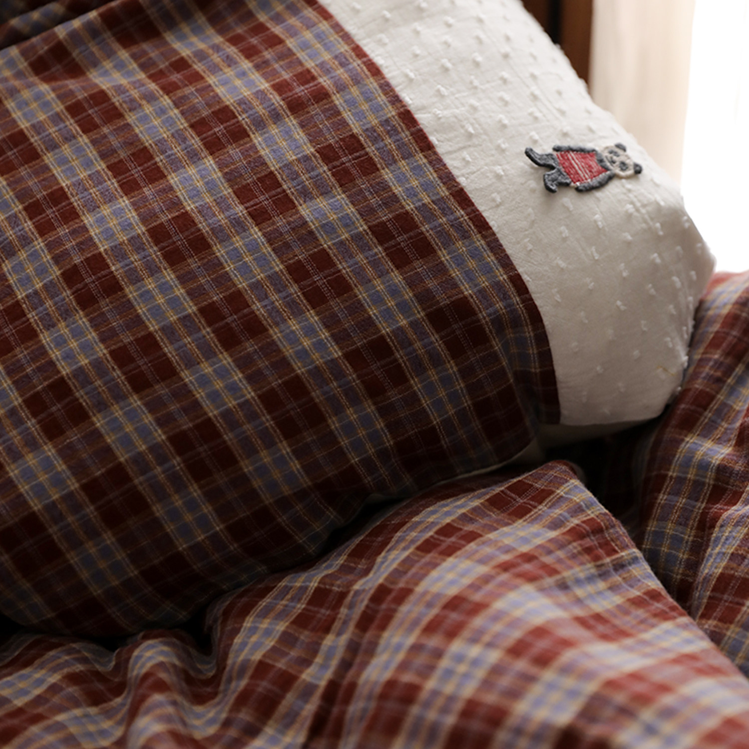 馍馍原创&middot;色织红格纯棉纱布三四件套熊猫贴布床单被套床上用品