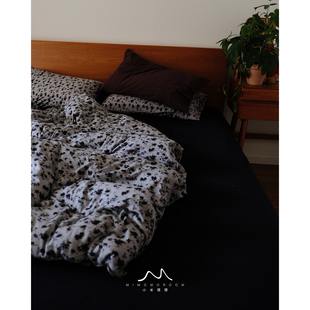 黑墨花影·深色氛围感轻奢针织棉纯棉秋冬被套床单四件套25新款