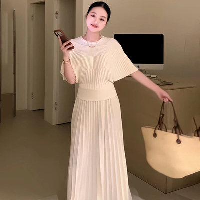 SUNFLOWER-篷蝙蝠袖圆领短袖设计感宽松显瘦针织衫上衣小衫05119