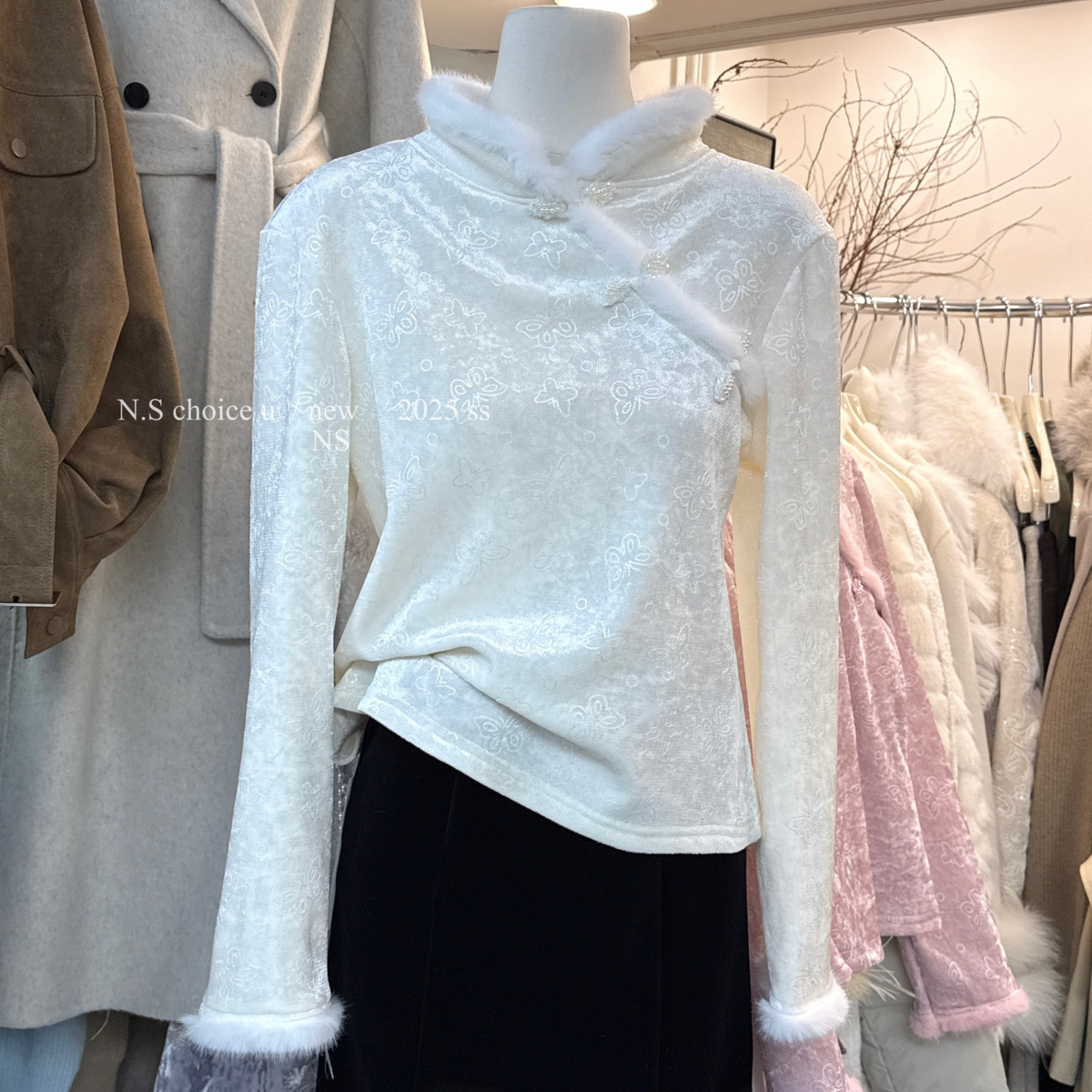 NS CHOICE U-冬上新新中式气质盘扣毛边立领加绒保暖气质小衫6390