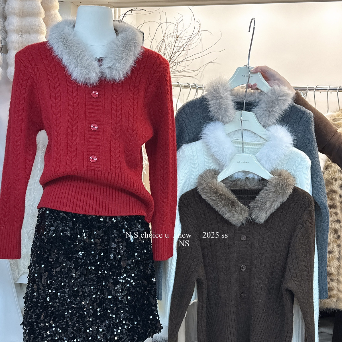 NS CHOICE U-花纹理感配毛领修身显瘦保暖毛衣(配可拆卸毛领)2939