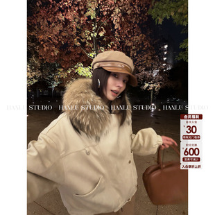 HanLu studio品牌原创小众拼接貉子毛阔版90白鸭绒麂皮绒羽绒服