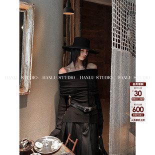 HANLU 下摆弧形剪裁羊毛混纺上衣黑 STUDIO一字肩多种领口造型修身