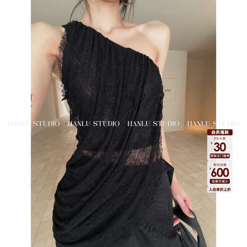 HanLu studio品牌暗黑先锋不规则解构垂感双层透视斜肩蕾丝衫上衣