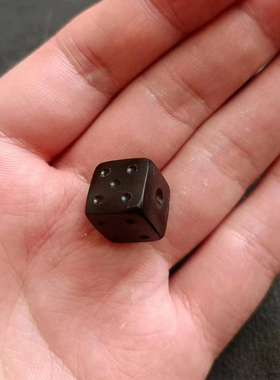 【小将核雕】手工打磨牛角尖雕刻骰子 白色菩提根骰子色子