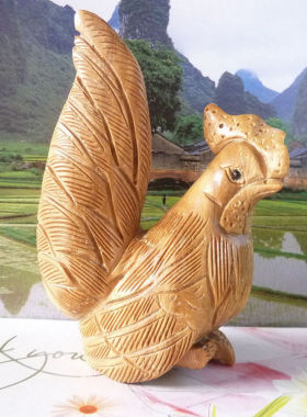 绿檀木摆件公鸡工艺品
