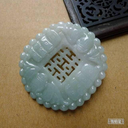 天然玉石A货挂饰幸福翡翠吊坠