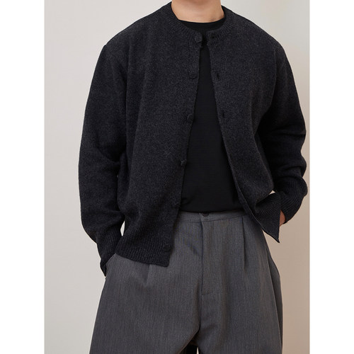 100%羊毛复古针织开衫外套