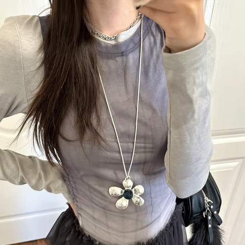 韩系银色五瓣花朵吊坠项链女夸张长款挂脖链复古小众设计锁骨链