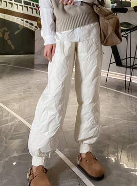 女士羽绒裤外穿2024年冬季新款欧货洋气束脚九分今年流行爆款裤子