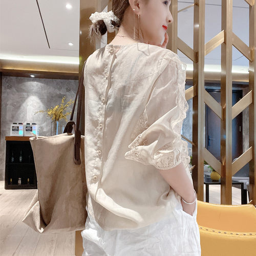 小众轻熟洋气后背圆领拼蕾丝衬衫
