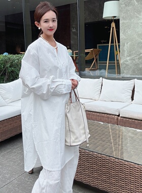 廓形宽松纯色衬衫女款2025新款套头中长款秋季简单大方高级感上衣