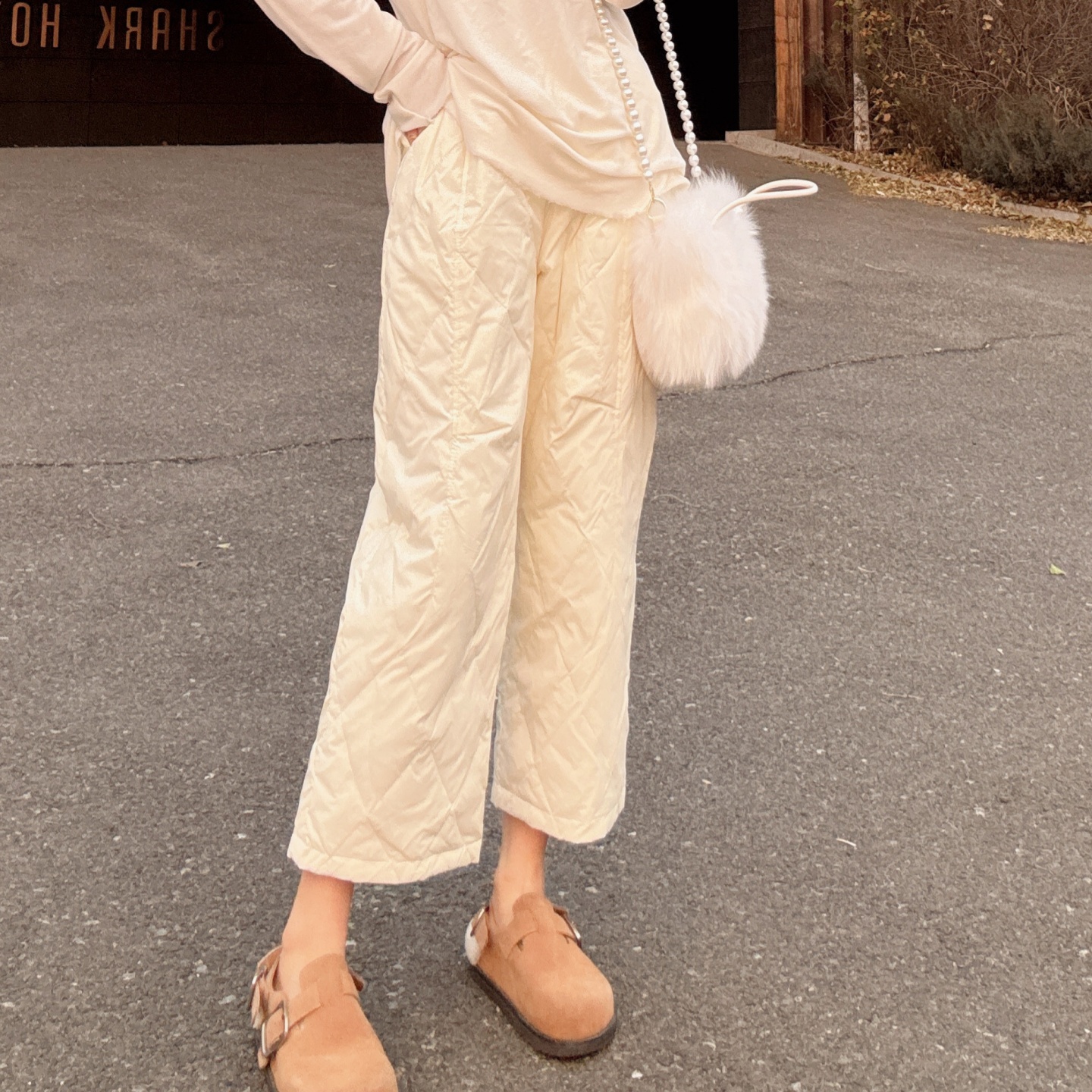 女士外穿九分直筒阔腿羽绒裤洋气