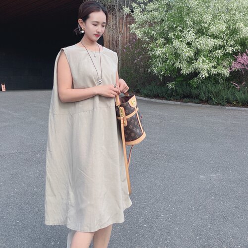 绝美不撞款夏季无袖薄款连衣裙
