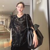 t恤女2025新款 夏季 植绒薄款 短袖 微透洋气欧货炸街独特漂亮小衫 潮