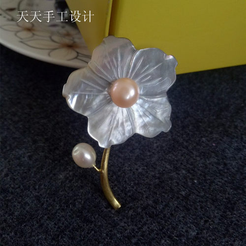 金色胸针珍珠贝壳花朵手工原创