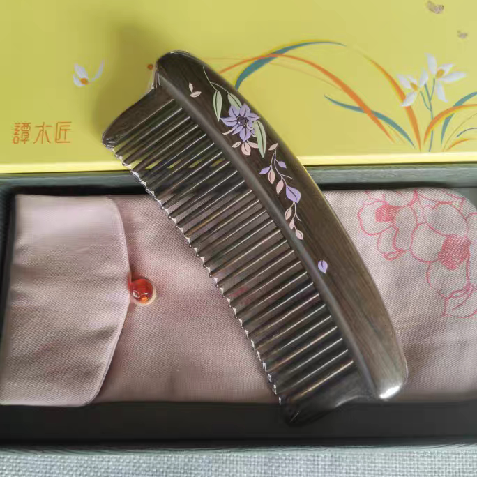 谭木匠新品礼盒紫霞天然沉贵宝镶齿梳卷发木彩绘梳子送女士生日
