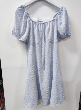 连衣裙2025年夏款女士碎花收腰连衣裙方领显瘦裙子F19W25227