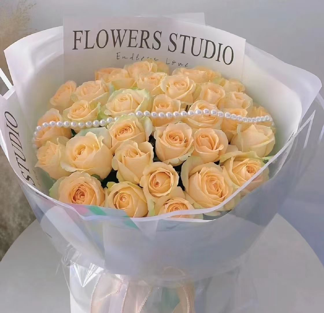 香槟玫瑰33朵生日订花长春鲜花速递同城配送七夕情人花束