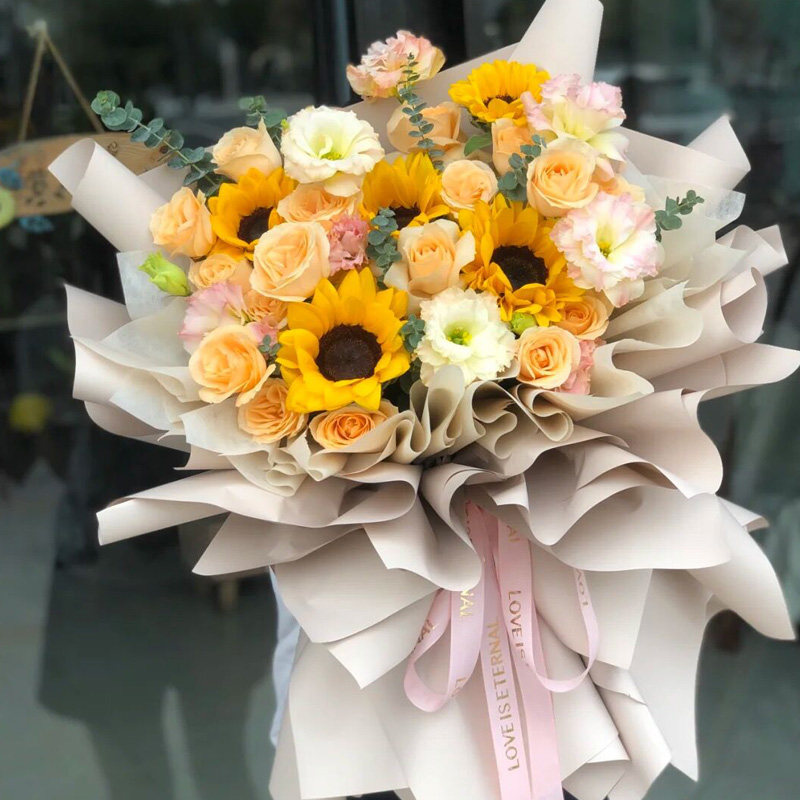 长春鲜花同城速递实体鲜花店送花向日葵香槟玫瑰生日祝福花束