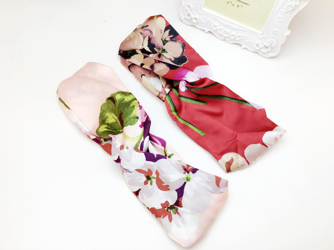 Accessoire cheveux en satin - Ref 1202925 Image 3