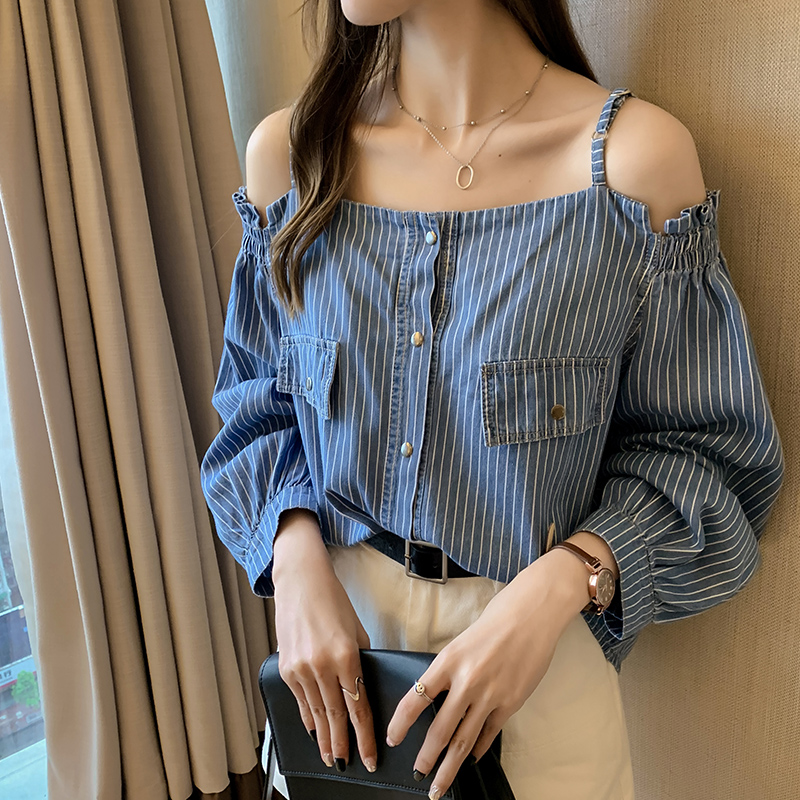 限4000张券一字肩女2019新款洋气牛仔条纹衬衫