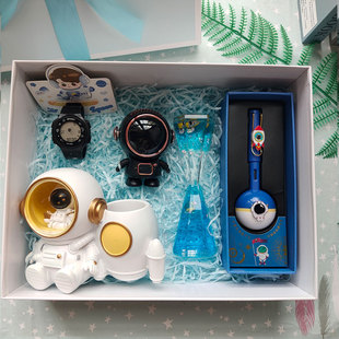 生日礼物男生款宇航员实用小男孩男童10岁6至12派对伴手礼回礼盒