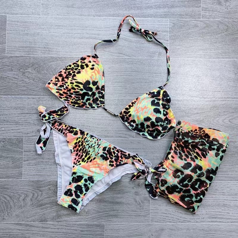 amber原单 夏季新款泳衣带胸垫性感比基尼三件套沙滩温泉度假拍照