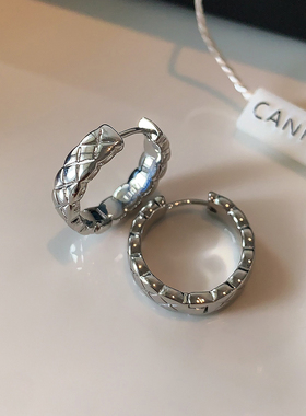 CANFEN银色金属菱格纹圈圈耳环女