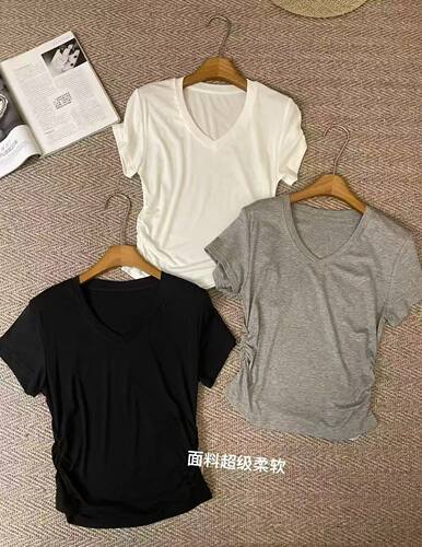 夏季薄款V领短袖T恤女设计感小众上衣百搭
