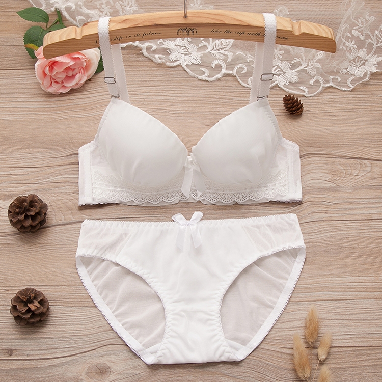 日系蕾丝内衣上薄下厚款聚拢小胸罩可爱初中高中学生少女文胸套装
