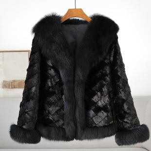 高贵时尚 狐狸毛领拼貂皮草外套休闲V领水貂上衣女 2025年秋冬新款