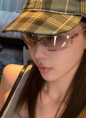 2025新款韩版曲面无框y2k千禧辣妹风墨镜女款潮时髦高级感太阳镜